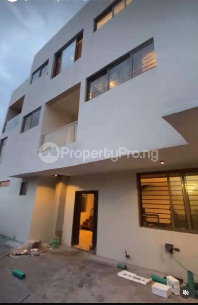 4 bedroom House for sale Magodo GRA Phase 2 Kosofe/Ikosi Lagos