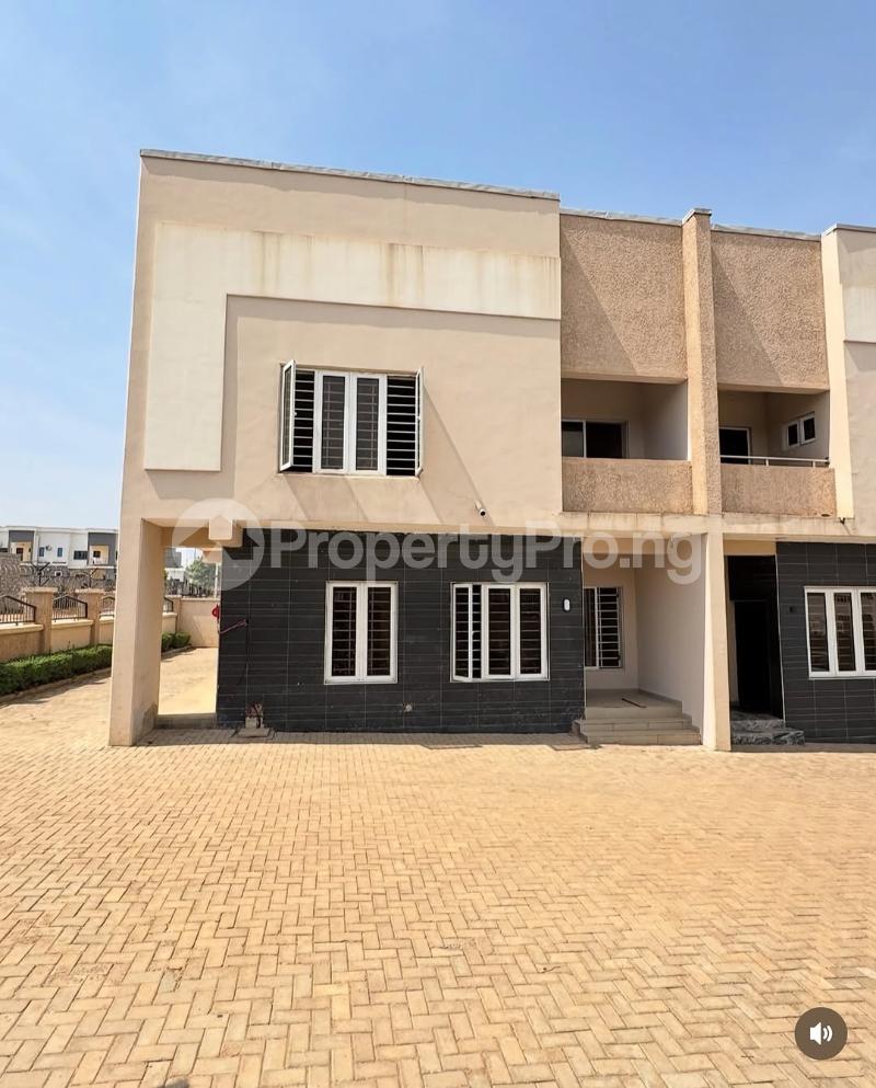 4 bedroom Flat / Apartment for rent  Life Camp Abuja