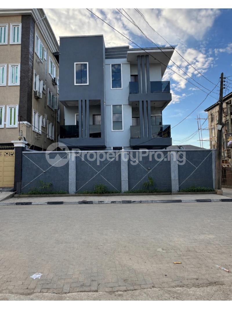 4 bedroom House for sale Ebute Metta Yaba Lagos