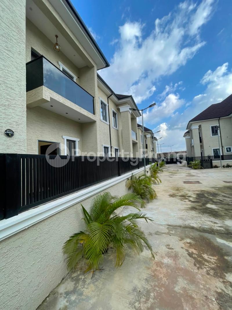4 bedroom House for sale Gaduwa Abuja