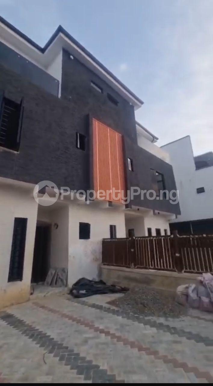 4 bedroom House for sale Millenuim/UPS Gbagada Lagos