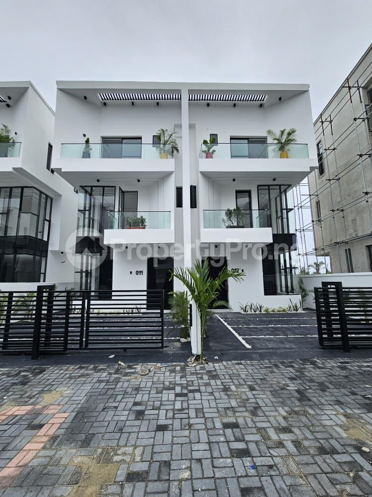 4 bedroom House for sale 2nd Toll Gate Lekki Lagos - 0