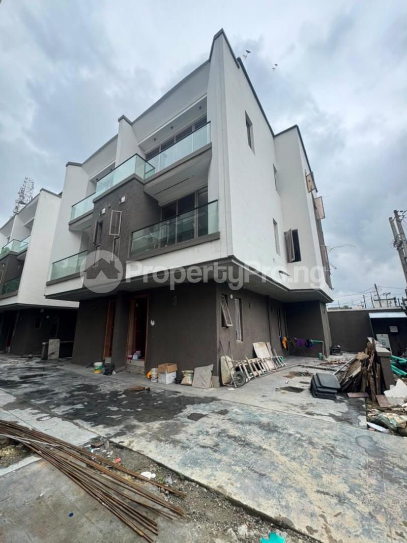4 bedroom House for sale Adeniyi Jones Ikeja Lagos