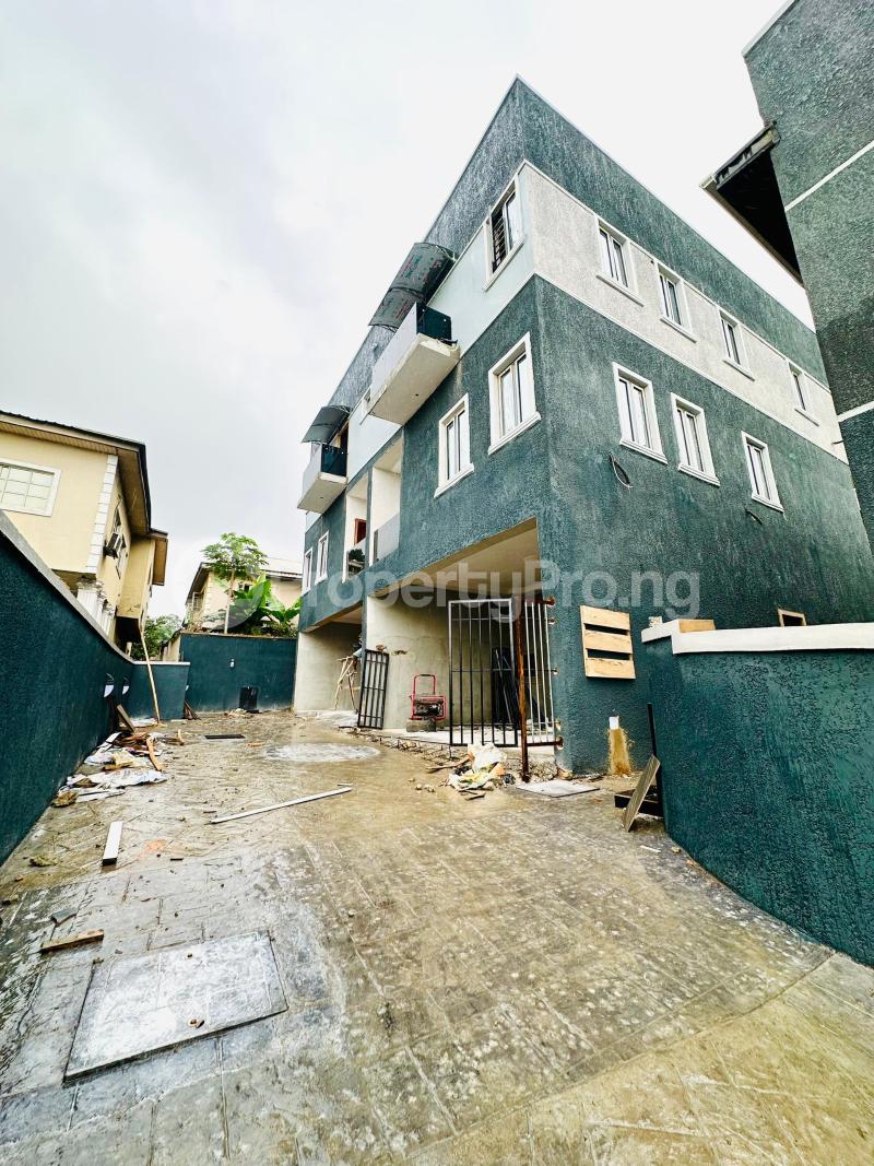 4 bedroom House for sale Magodo Kosofe/Ikosi Lagos