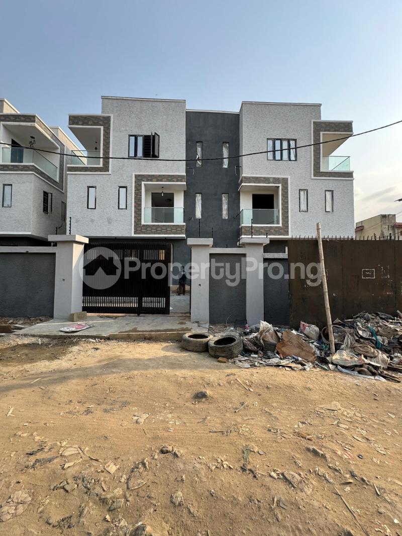 4 bedroom House for sale Berger Ojodu Lagos