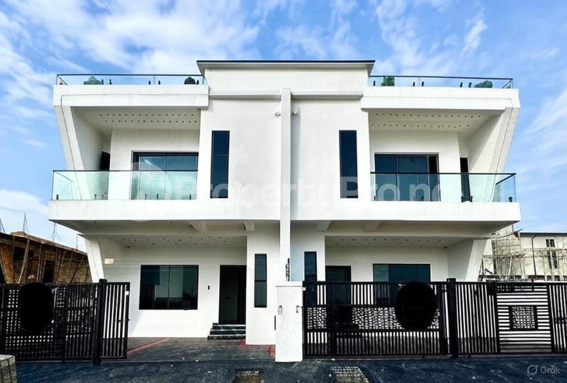 4 bedroom House for sale Ajah Lagos