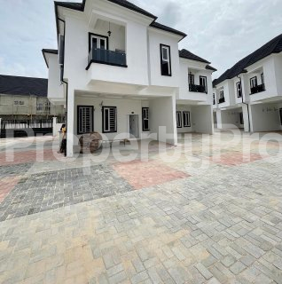 4 bedroom House for rent Second Tollgate Lekki Lagos