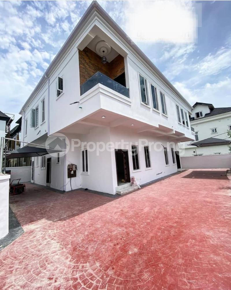 4 bedroom House for rent Close To Orchid Road Ikota Lekki Lagos