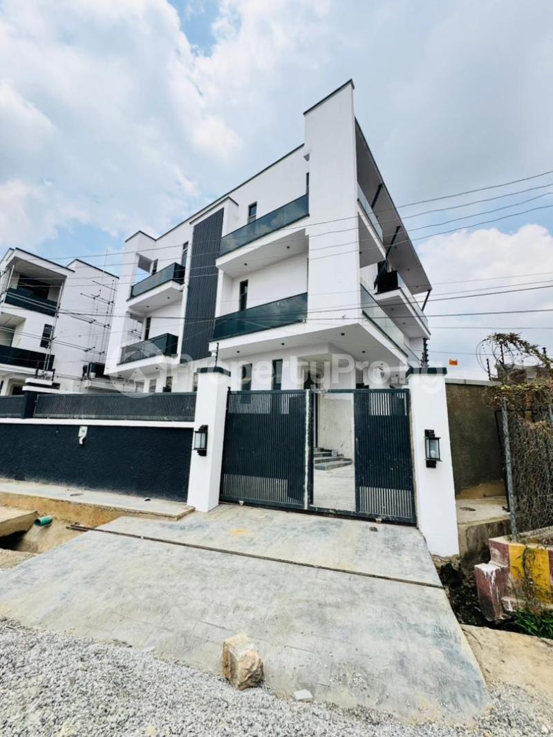 4 bedroom House for sale Omole phase 1 Ojodu Lagos