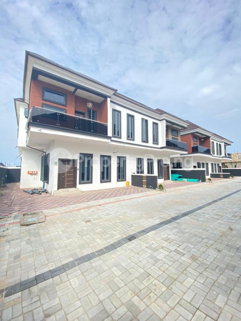 4 bedroom House for sale Orchid Road chevron Lekki Lagos