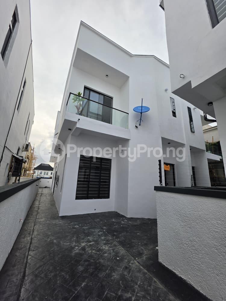 4 bedroom House for sale Ikota Lekki Lagos