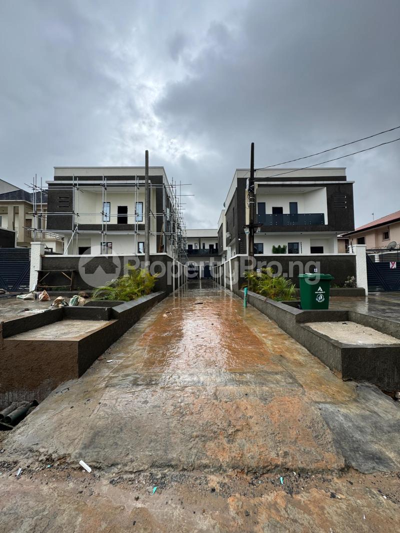 4 bedroom House for sale Omole phase 2 Ojodu Lagos - 0