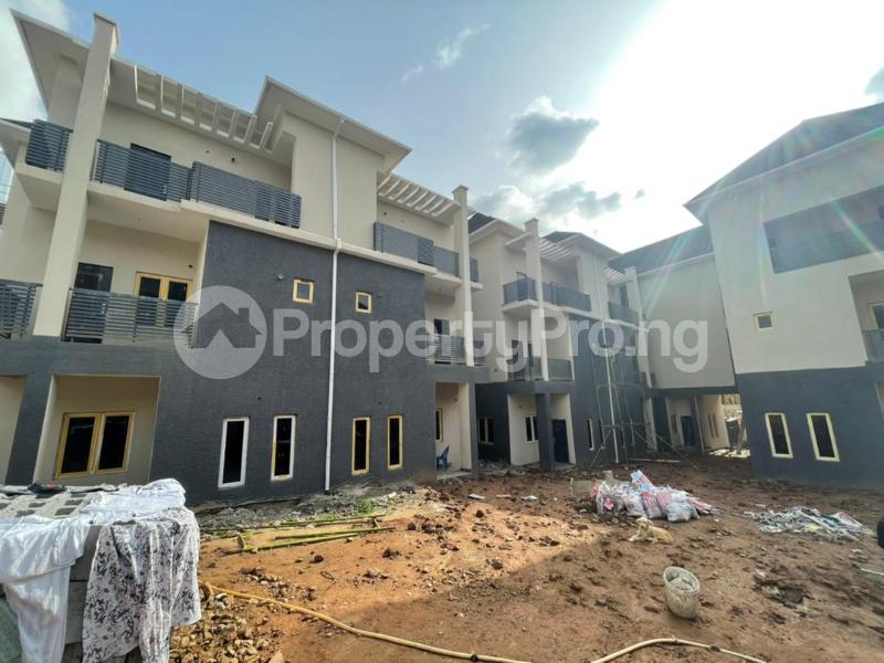 4 bedroom House for sale Guzape Abuja