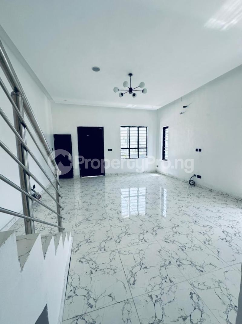4 bedroom House for rent General Paint Ajah Lagos