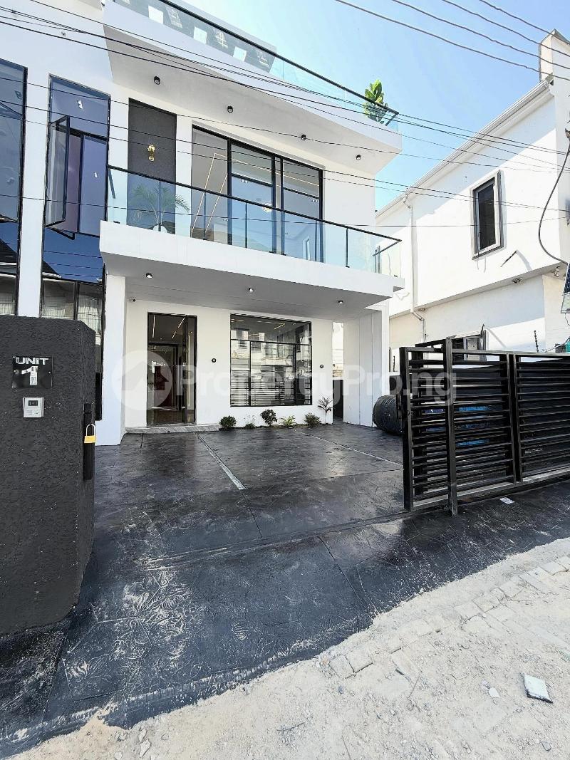 4 bedroom House for sale Ikota Lekki Lagos