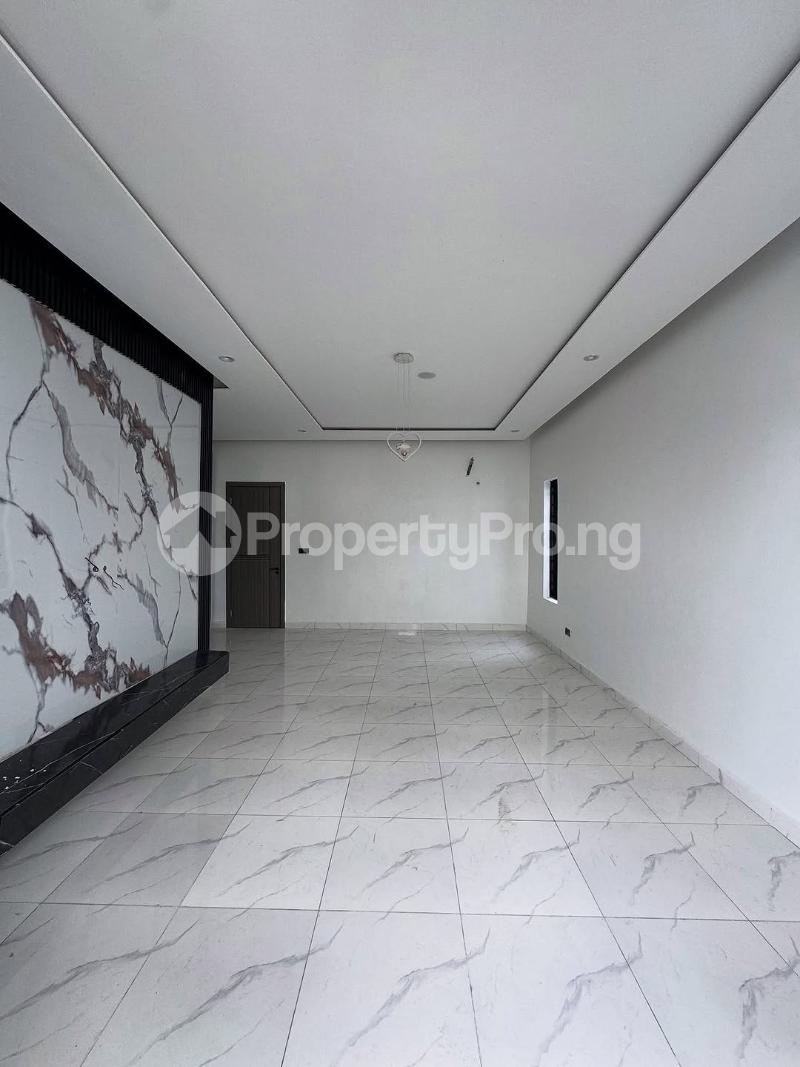 4 bedroom House for sale orchid Lekki Lagos