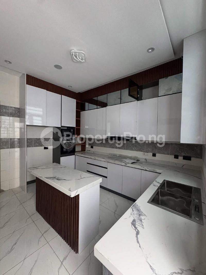 4 bedroom House for sale orchid Lekki Lagos