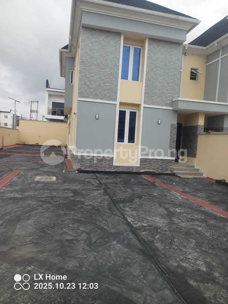 4 bedroom House for sale General Paint Olokonla Ajah Lagos