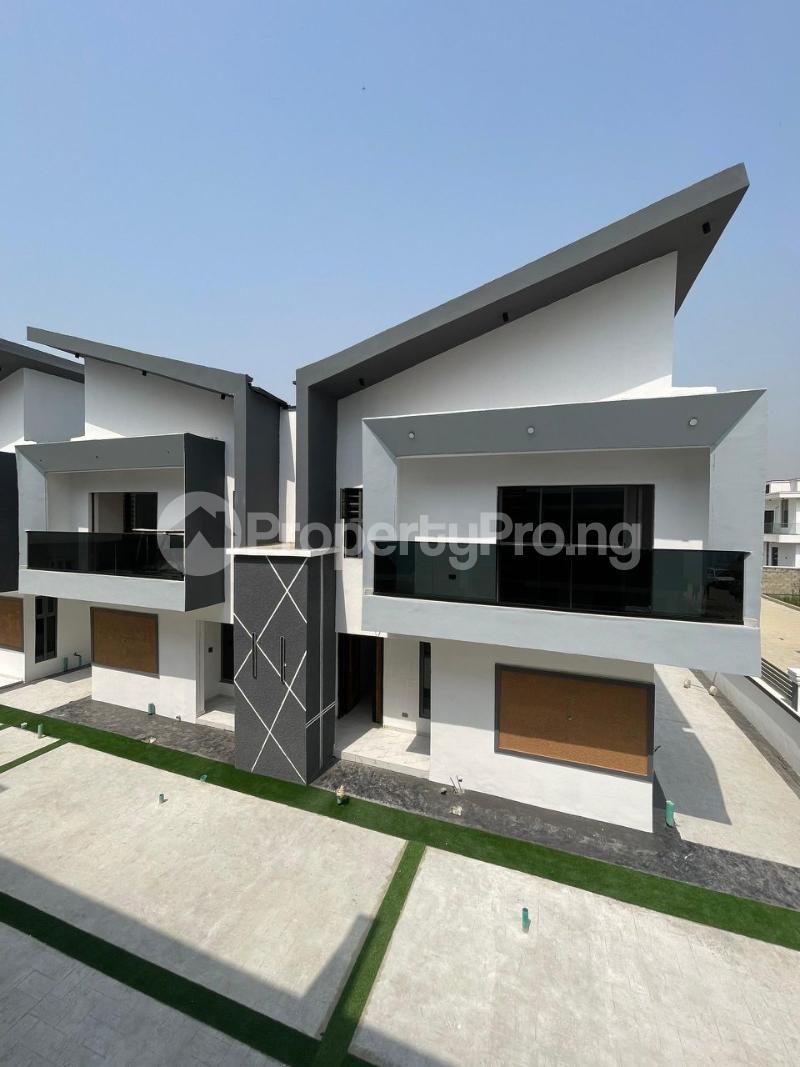 4 bedroom House for sale chevron Lekki Lagos