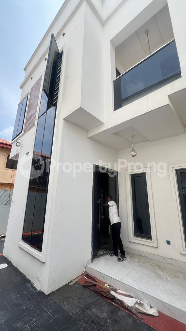 4 bedroom House for sale Beautiful Estate Gbagada Lagos