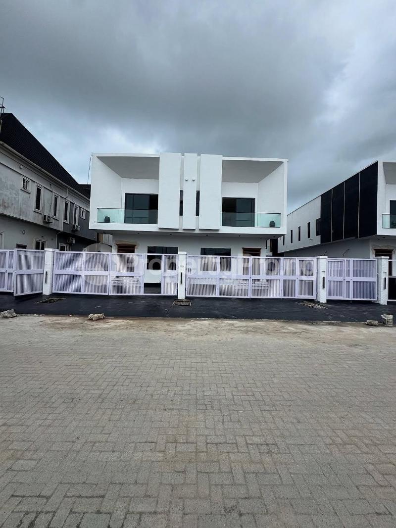 4 bedroom House for sale orchid Lekki Lagos