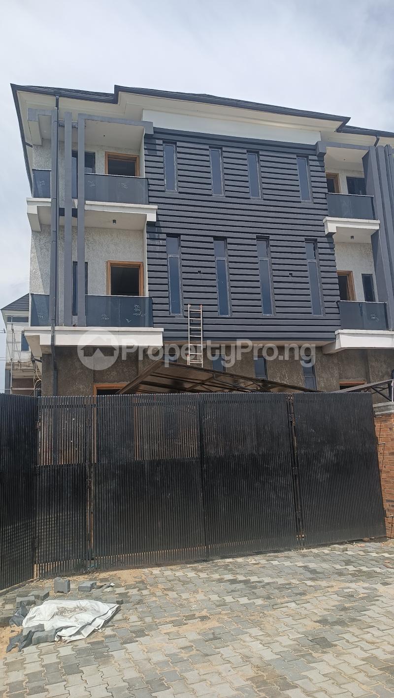 4 bedroom House for sale Millenuim/UPS Gbagada Lagos