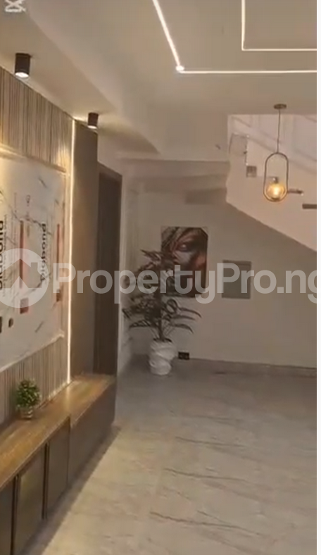 4 bedroom House for sale Ikeja Ajayi road Ogba Lagos
