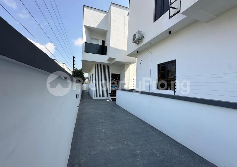 4 bedroom House for sale Sangotedo Ajah Lagos