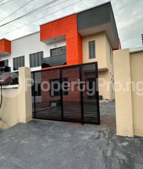 4 bedroom House for sale Millenuim/UPS Gbagada Lagos