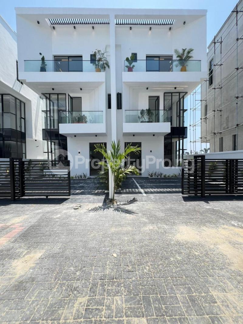 4 bedroom House for sale orchid Lekki Lagos
