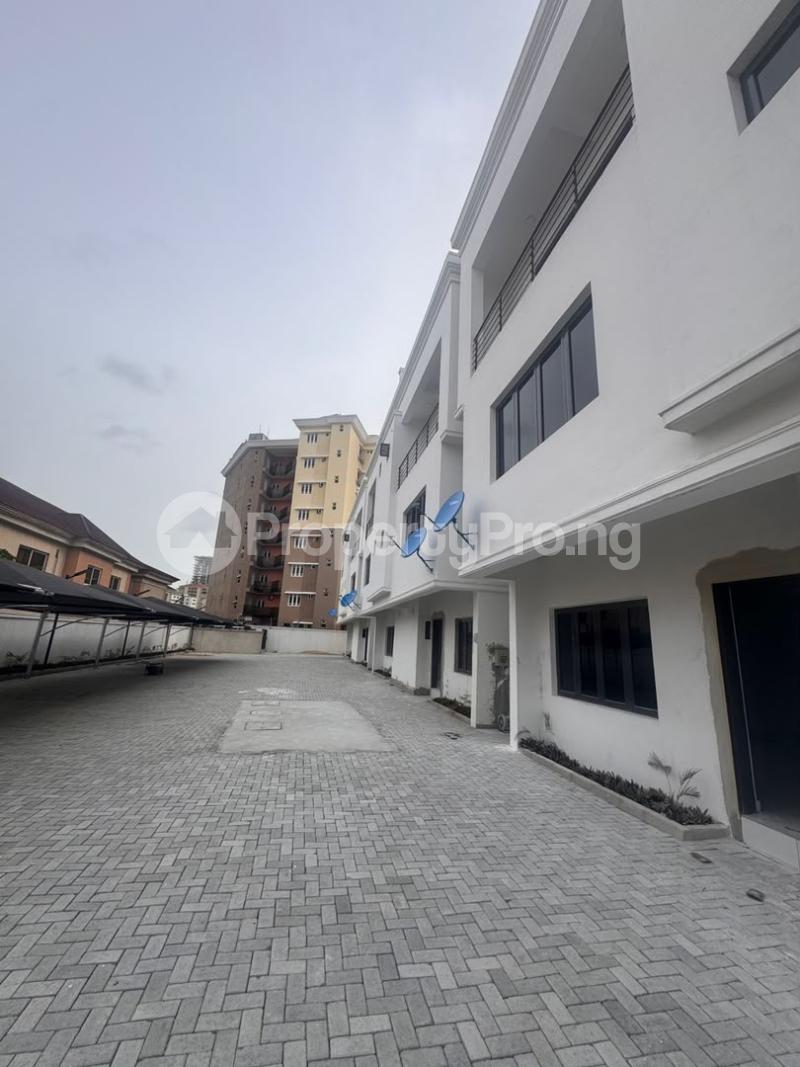 4 bedroom House for rent Parkview Estate Ikoyi Lagos