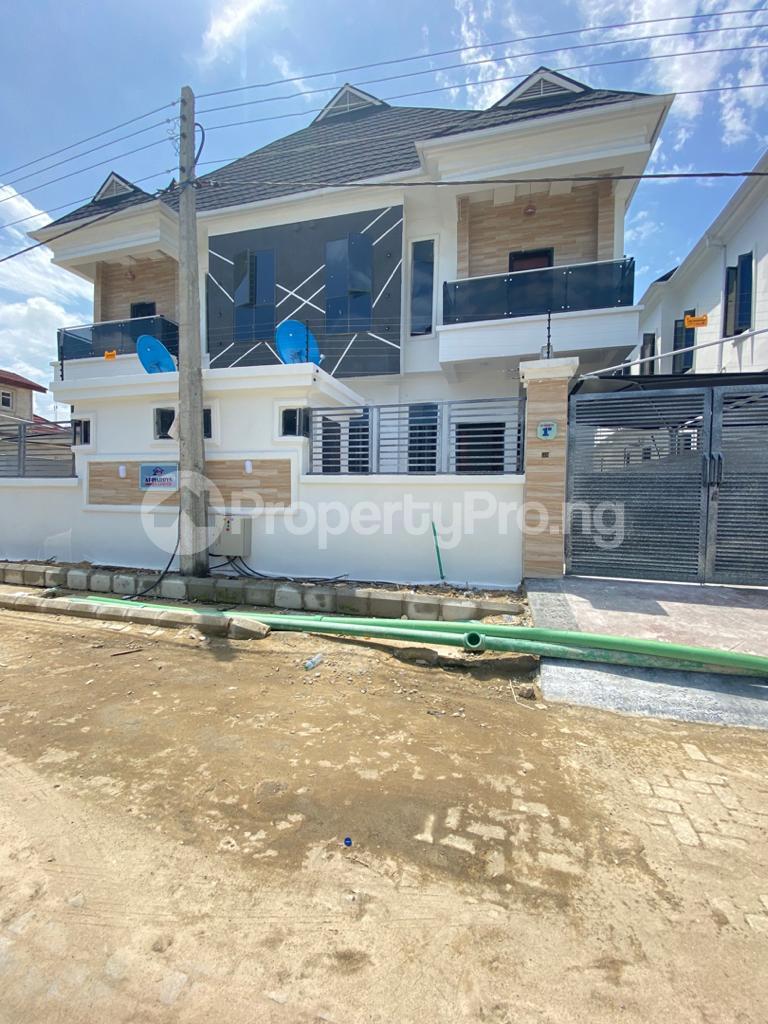4 bedroom House for sale 2nd Toll Gate chevron Lekki Lagos
