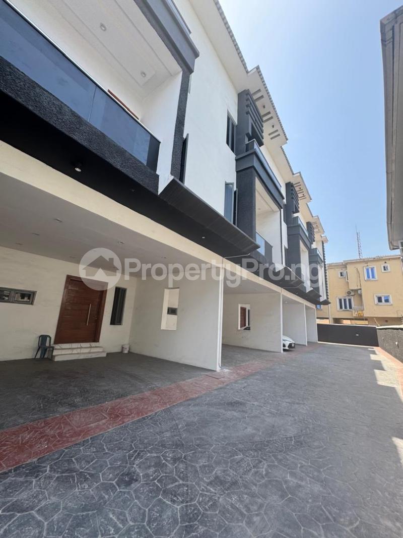4 bedroom House for sale Platinum Way Ikate Lekki Lagos