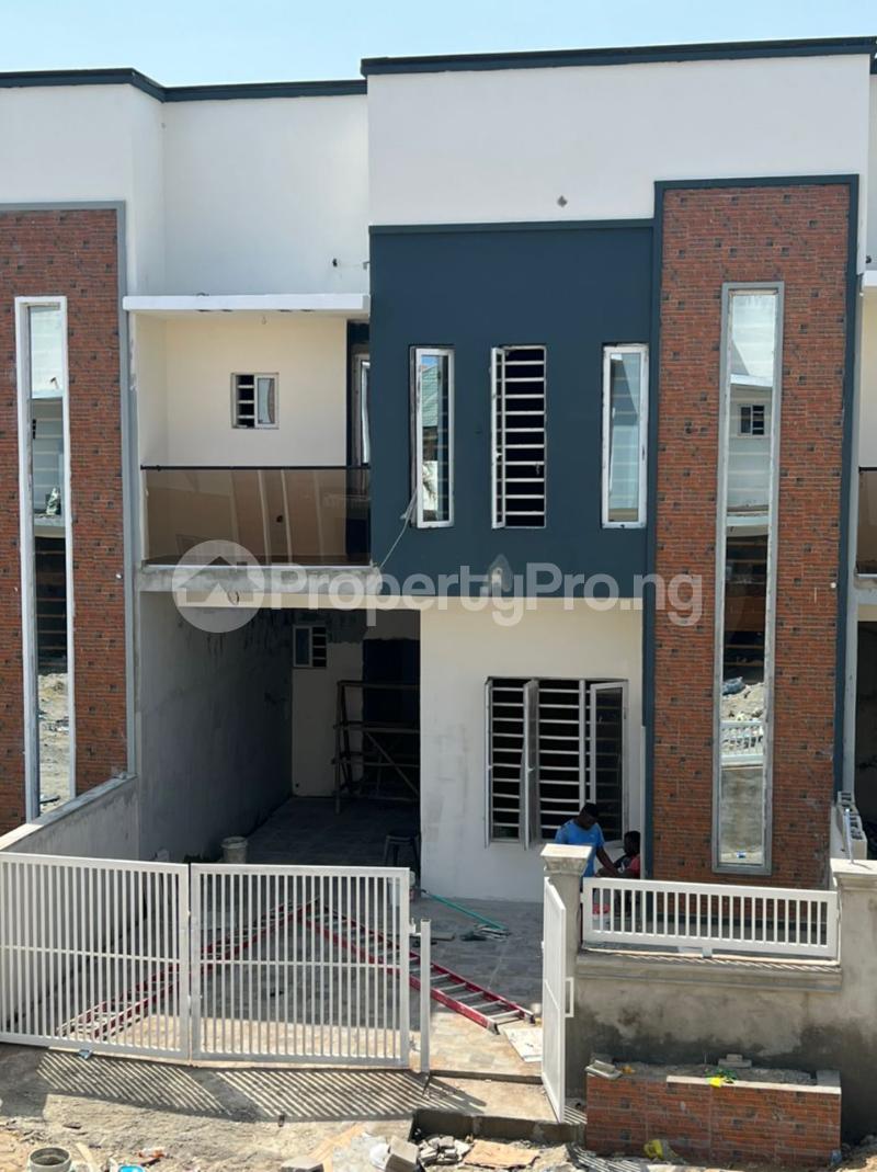 4 bedroom House for sale Ajiwe Ajah Lagos