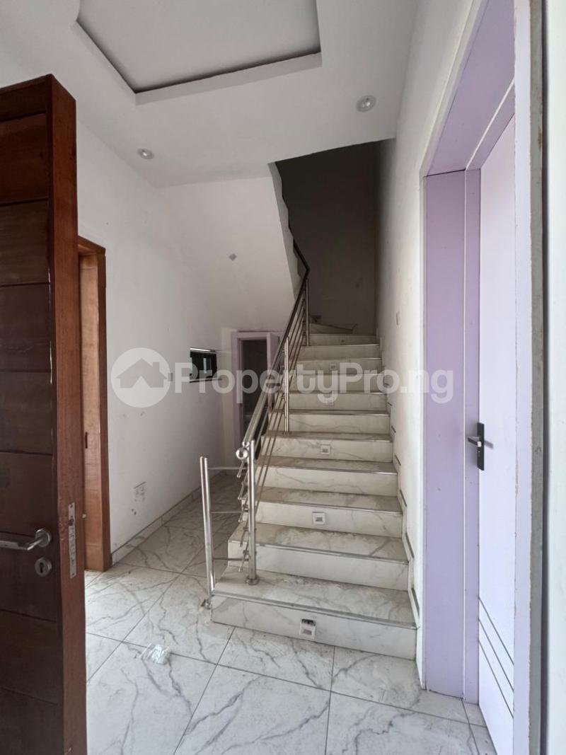 4 bedroom House for sale Platinum Way Ikate Lekki Lagos
