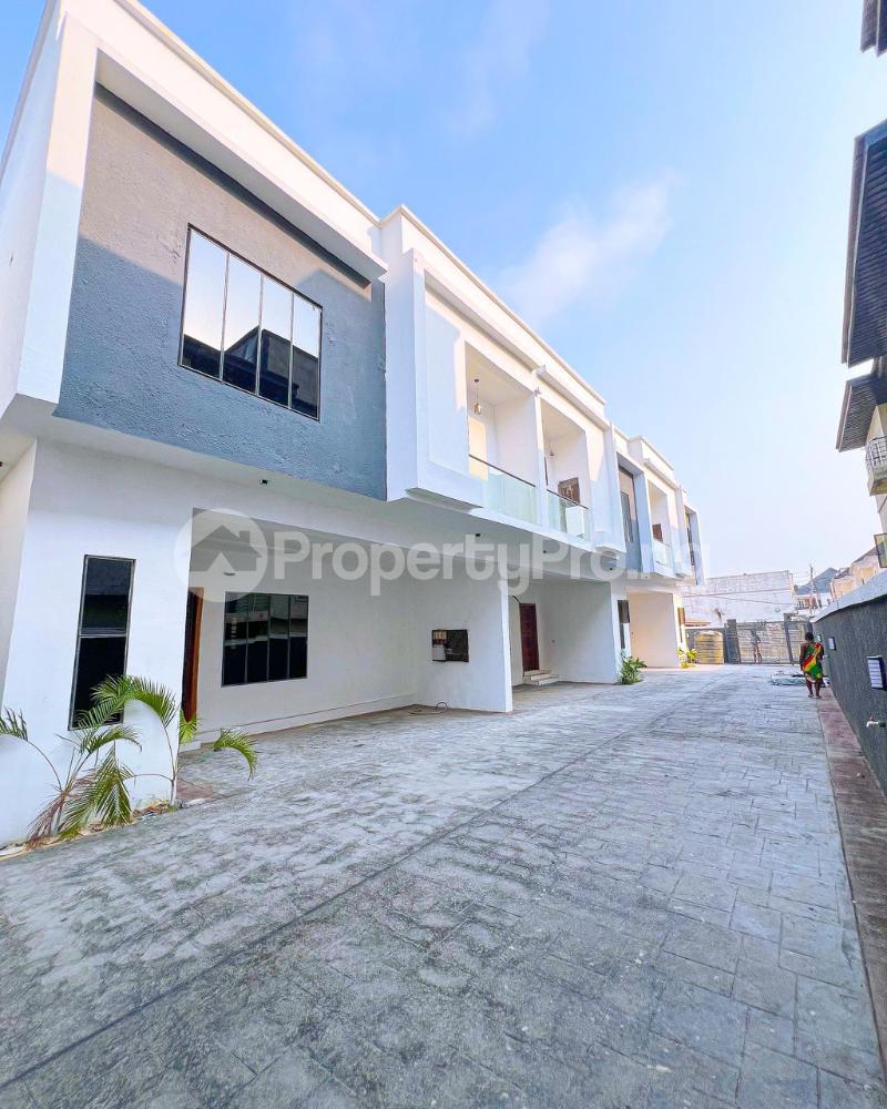 4 bedroom House for rent Gated Estate orchid Lekki Lagos