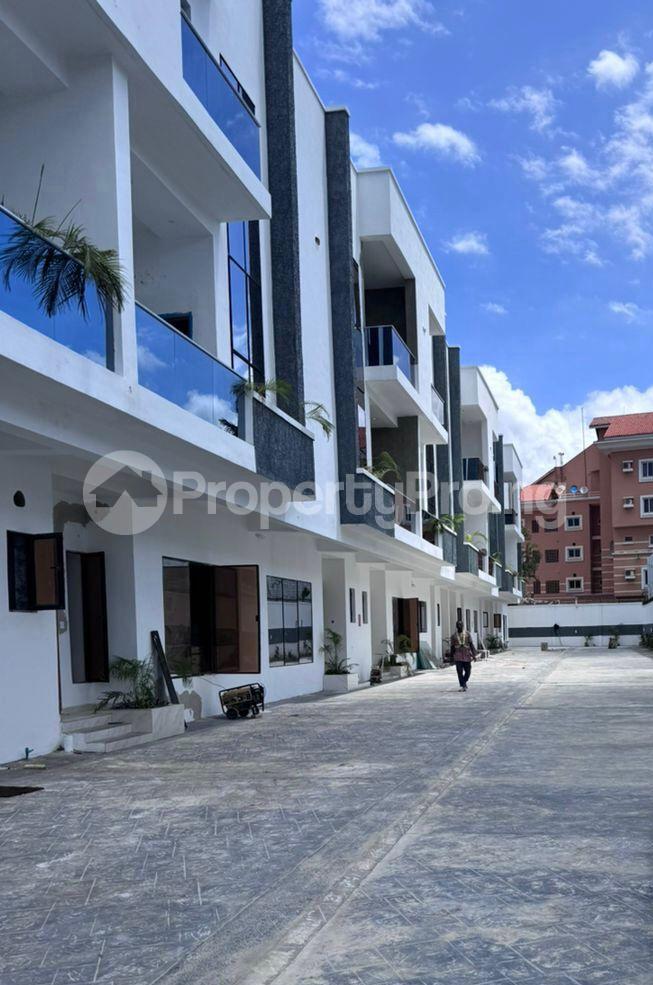 4 bedroom House for sale Off Glover Road Ikoyi Lagos