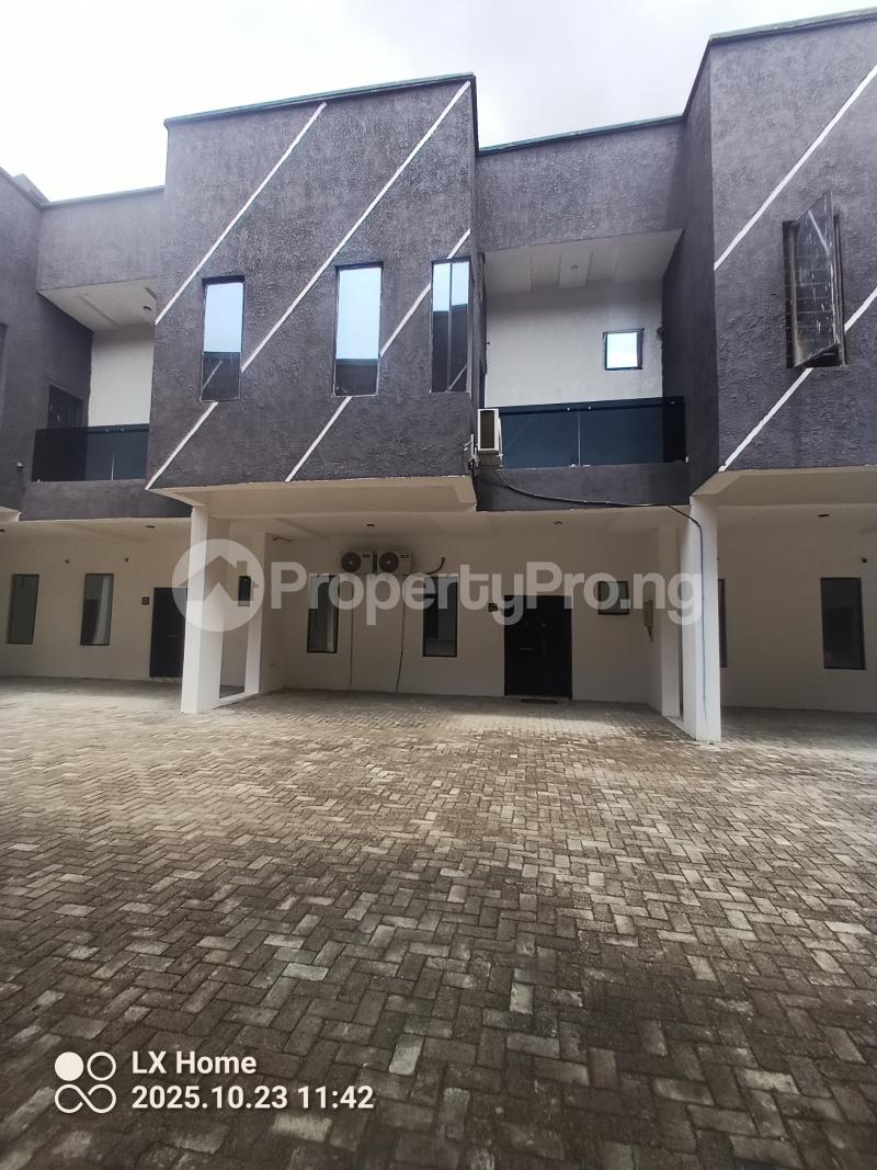 4 bedroom House for rent General Paint Olokonla Ajah Lagos