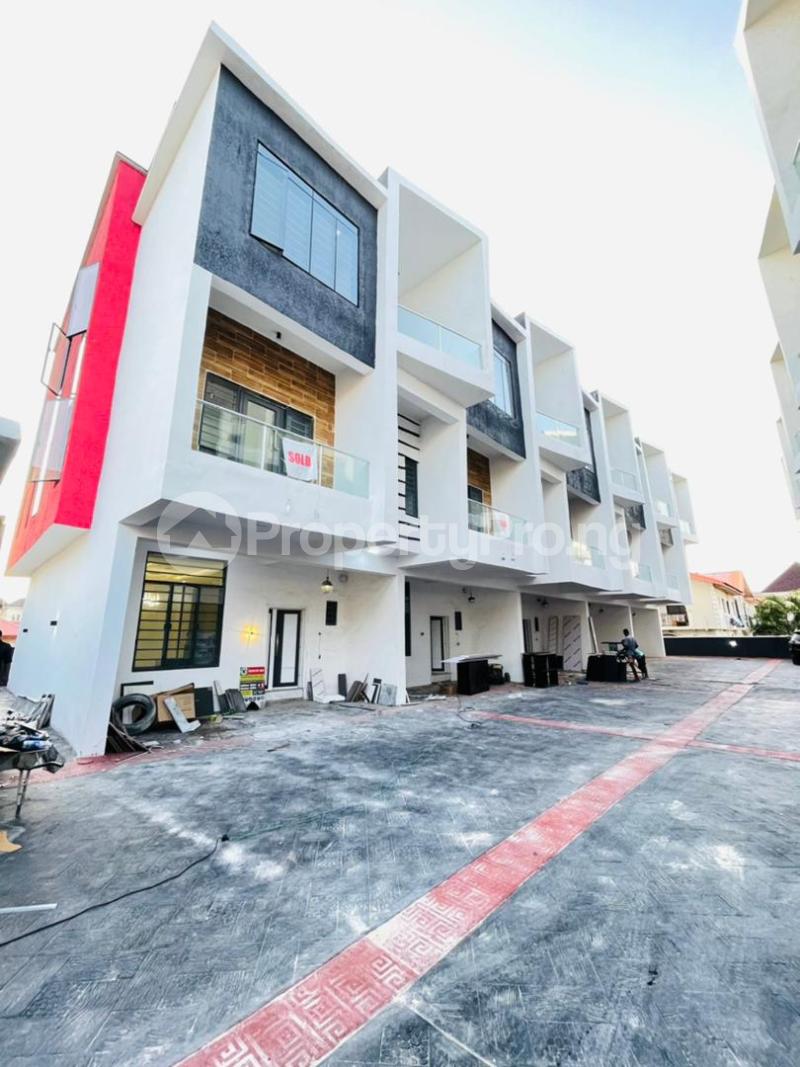 4 bedroom House for sale Thomas estate Ajah Lagos