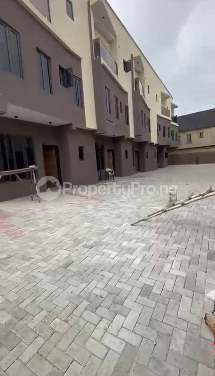 4 bedroom House for sale Off Yetunde Brown, Ifako-gbagada Gbagada Lagos