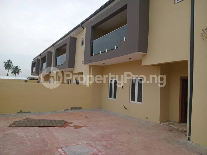 4 bedroom House for sale Santos Estate Dopemu Cement Ikeja Akowonjo Alimosho Lagos
