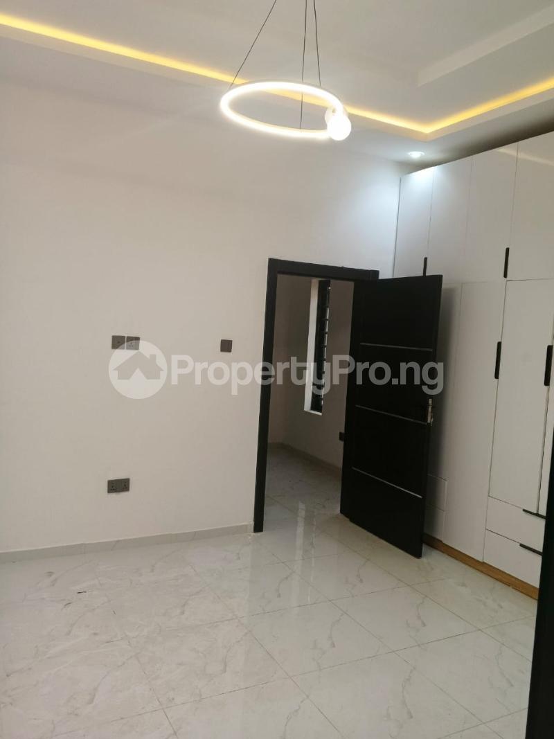 4 bedroom House for sale Olowora Ojodu Lagos