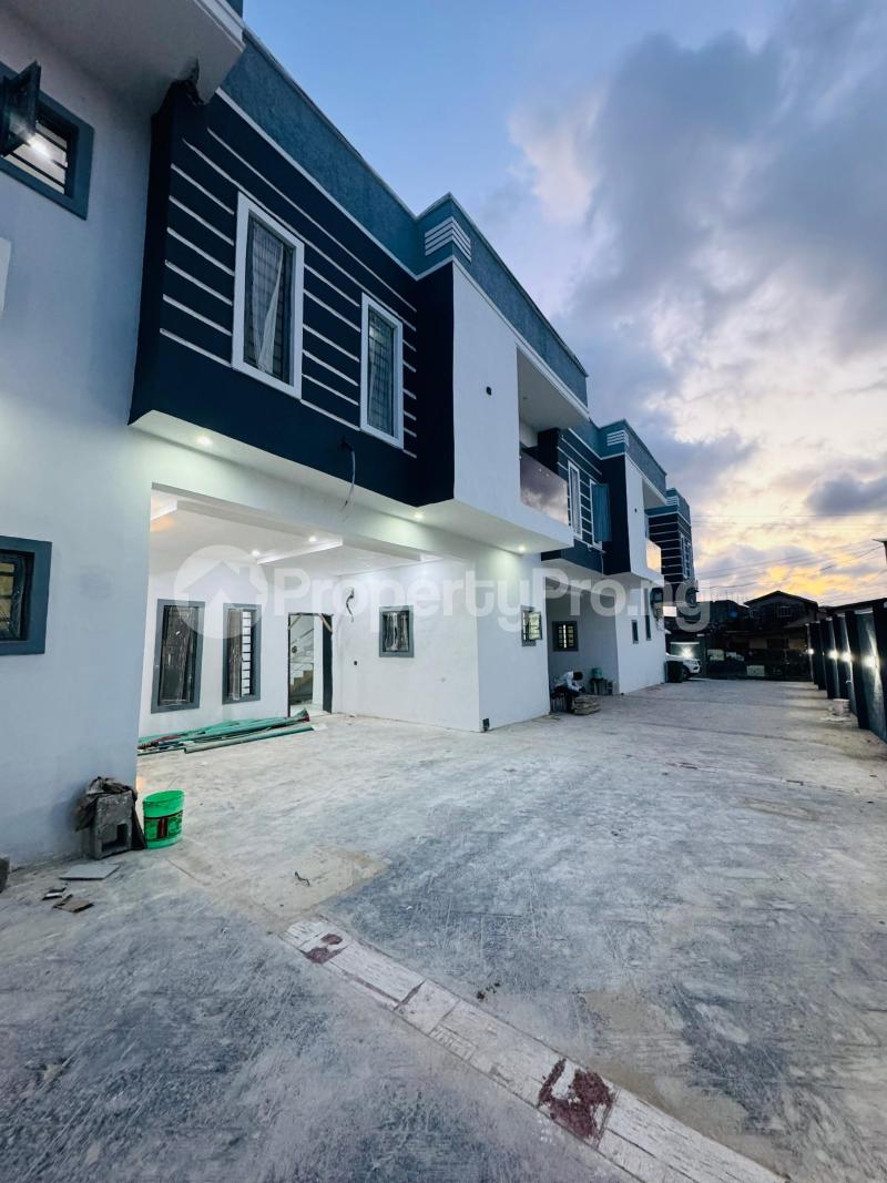 4 bedroom House for sale Ogba Lagos