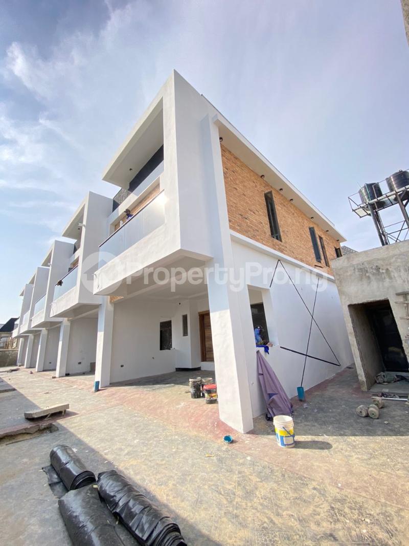 4 bedroom House for sale Ologolo Lekki Lagos