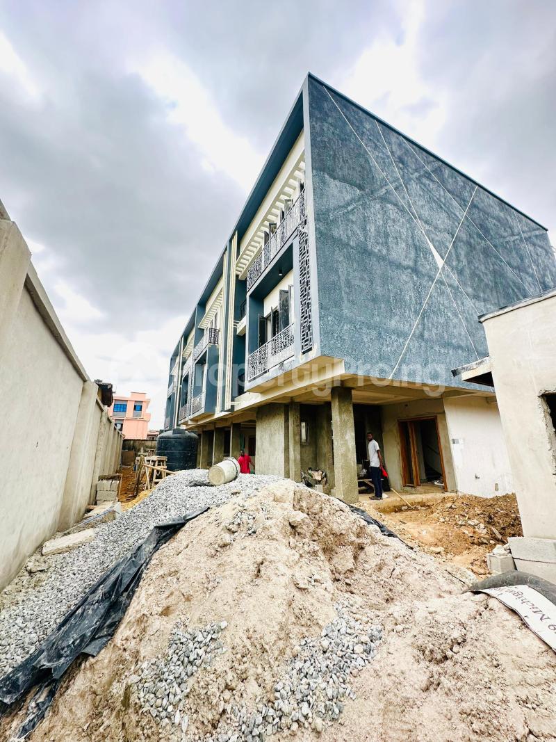 4 bedroom House for sale Ogba Lagos