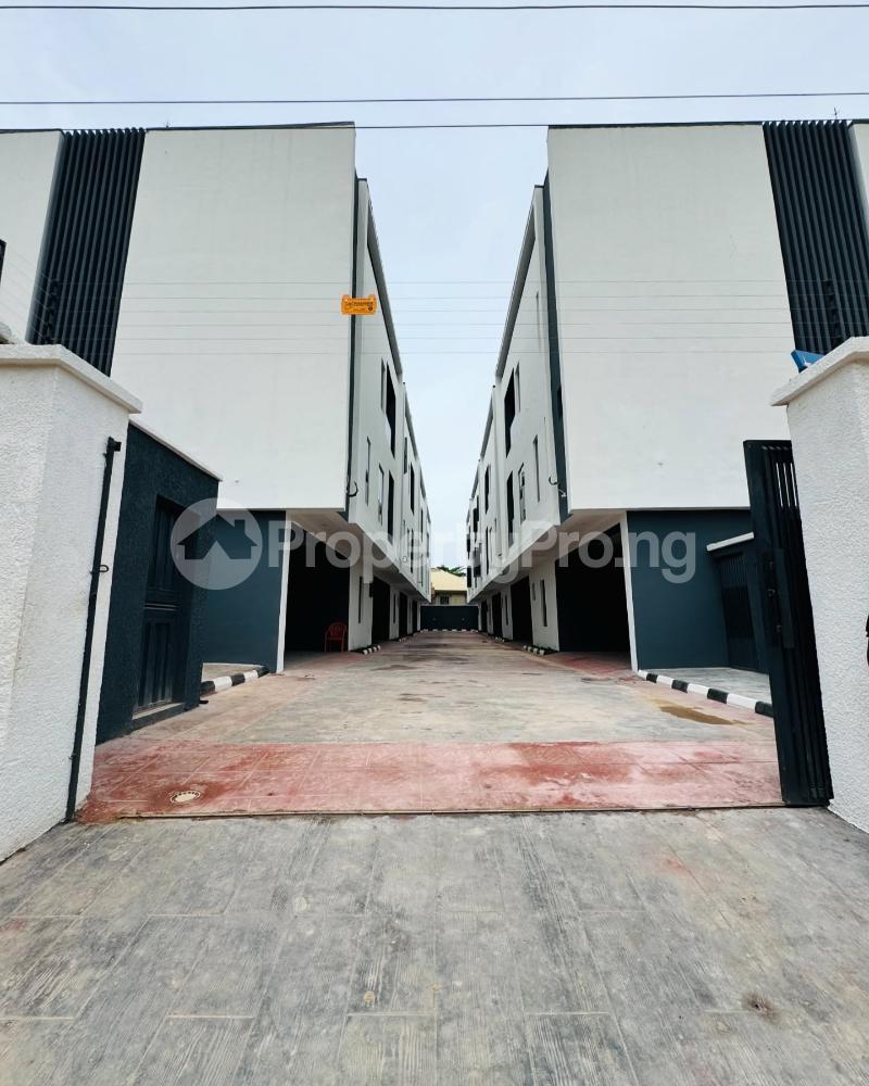 4 bedroom House for sale Gbagada Lagos - 3