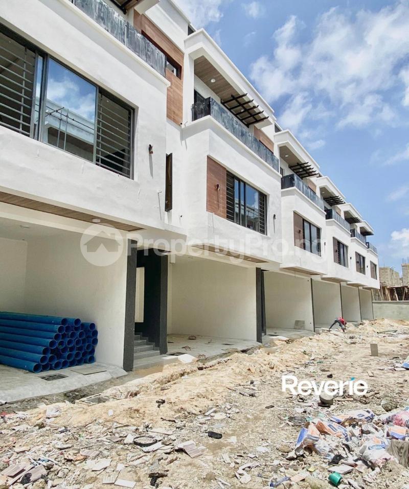 4 bedroom House for sale Ologolo Lekki Lagos