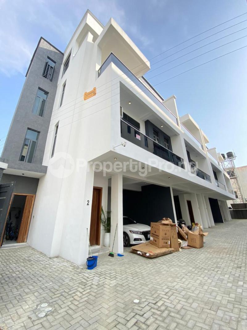 4 bedroom House for sale Ologolo Lekki Lagos