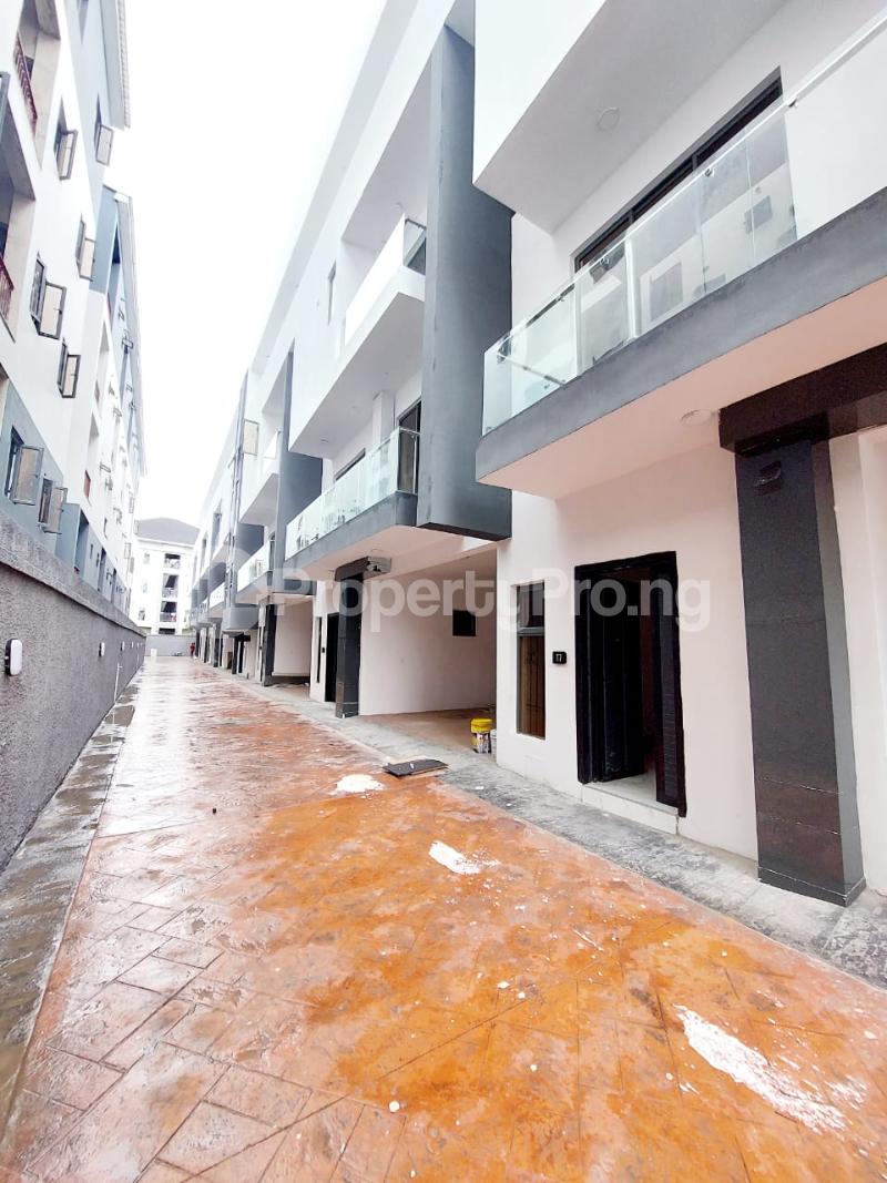 4 bedroom House for sale ONIRU Victoria Island Lagos