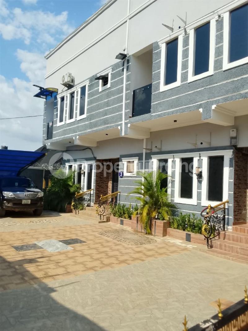 4 bedroom House for rent Trends Place Hotel Axis Lugbe Lugbe Abuja